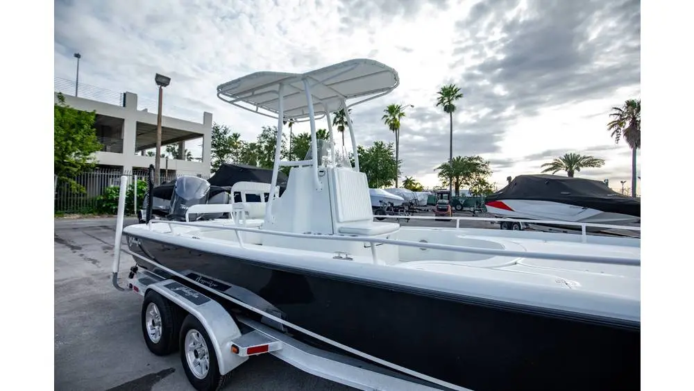 2013 Yellowfin 24 bay