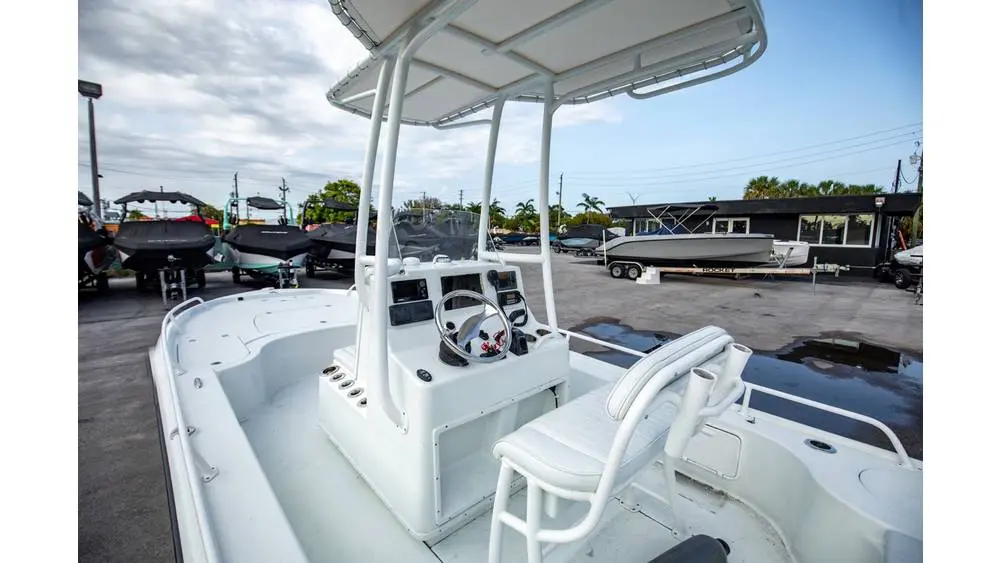 2013 Yellowfin 24 bay