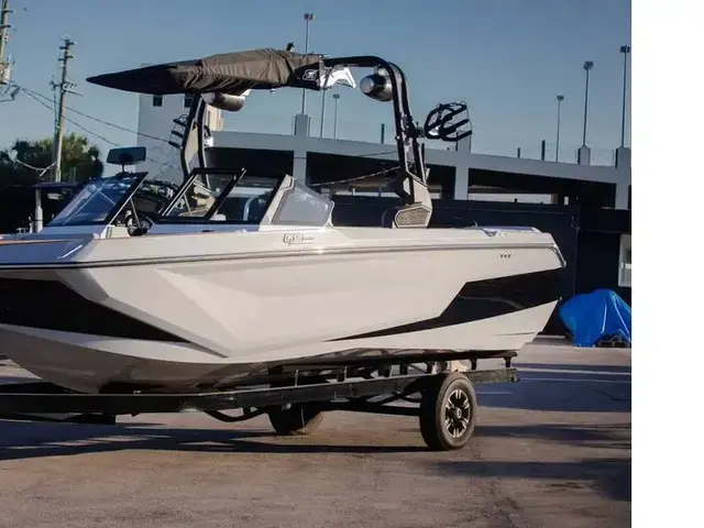 Nautique Boats GS22