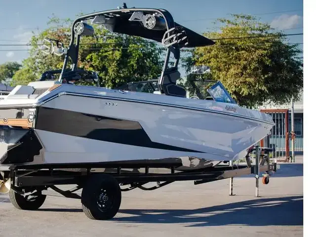 Nautique Boats GS22