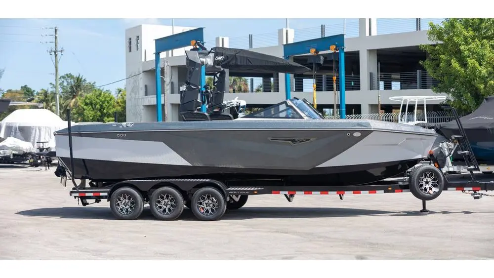 2023 Nautique s25