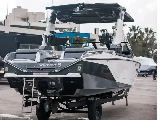 Nautique Boats G23 Paragon