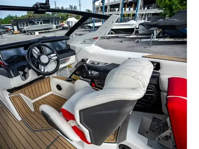 Nautique G25 Paragon