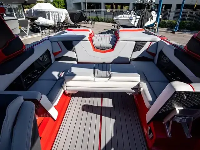 Nautique S23