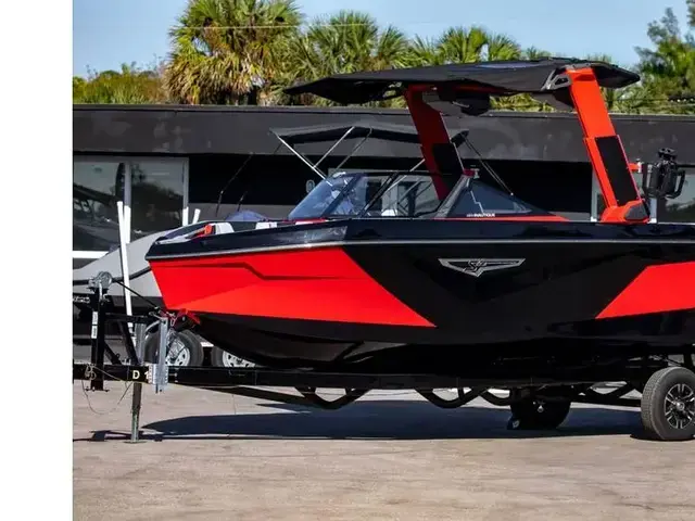 Nautique S23