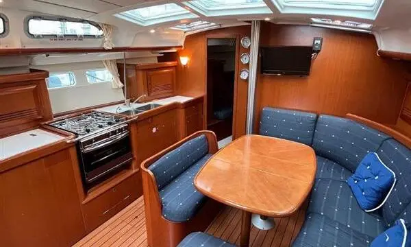 2007 Beneteau oceanis 423