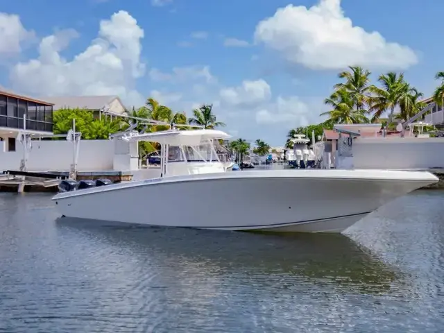 Fountain Powerboats 38 Center Console