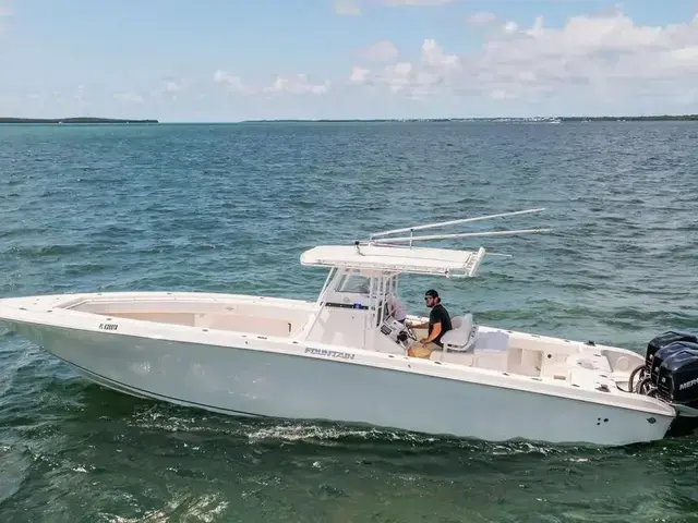 Fountain Powerboats 38 Center Console