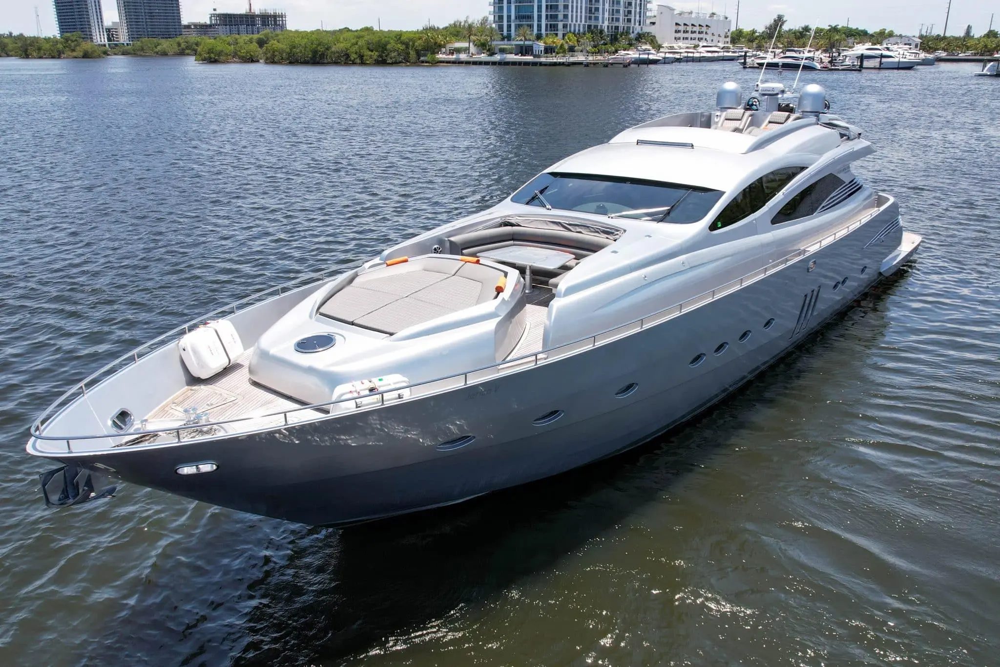 2007 Pershing 90