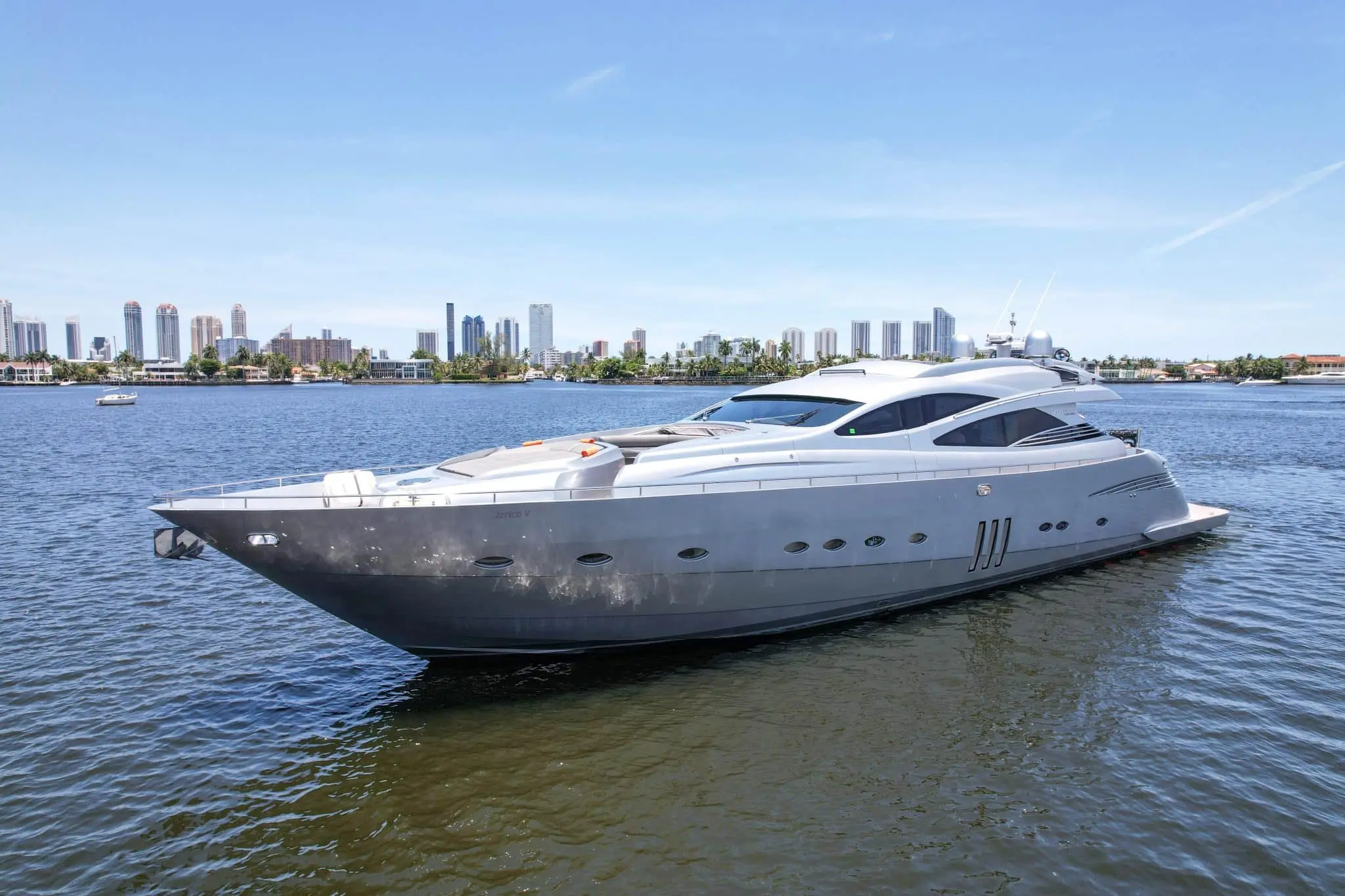 2007 Pershing 90