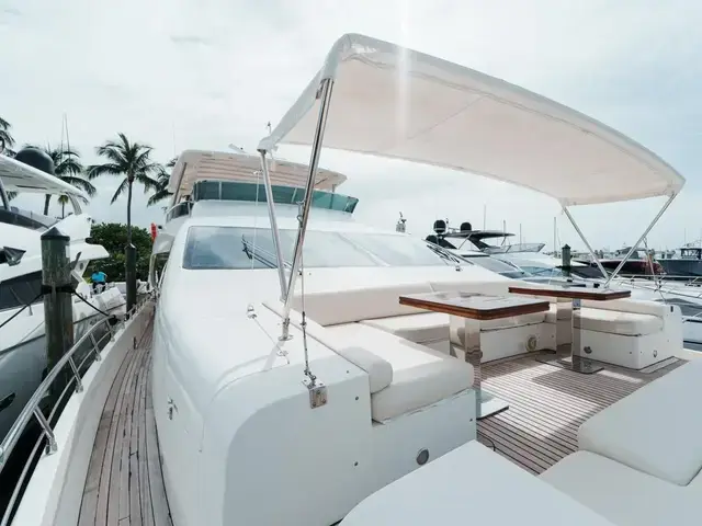 Azimut 85 Fly