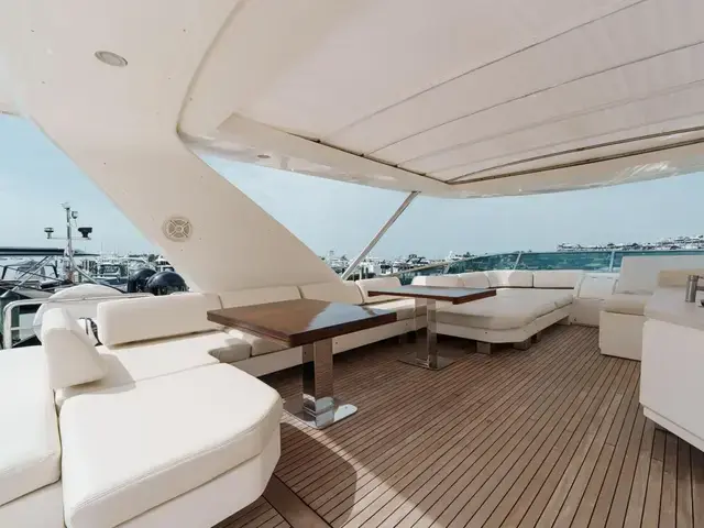 Azimut 85 Fly