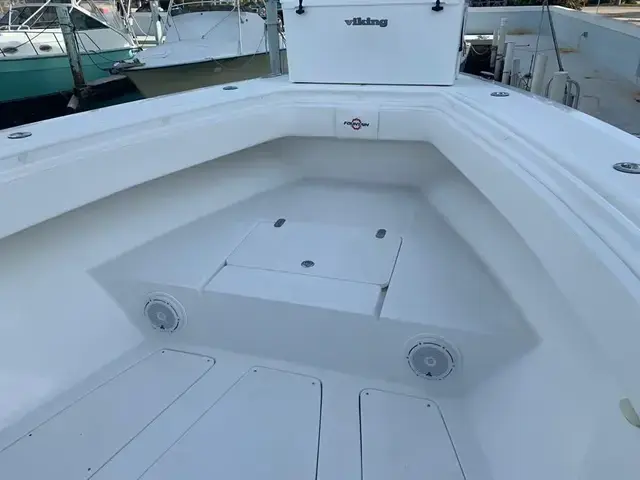 Fountain Powerboats 38 Center Console