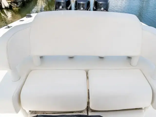 Fountain Powerboats 38 Center Console