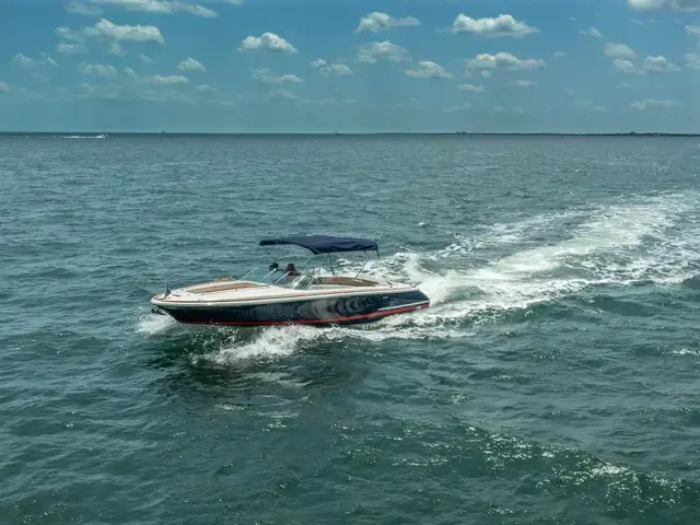 Chris-Craft Corsair 28