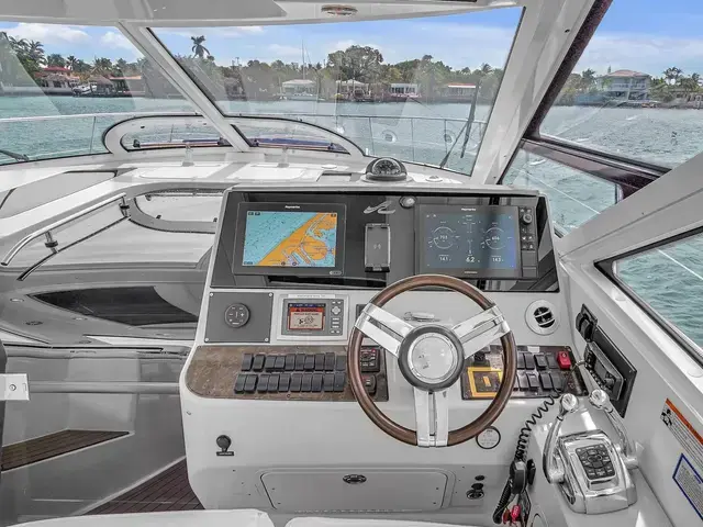 Sea Ray 47