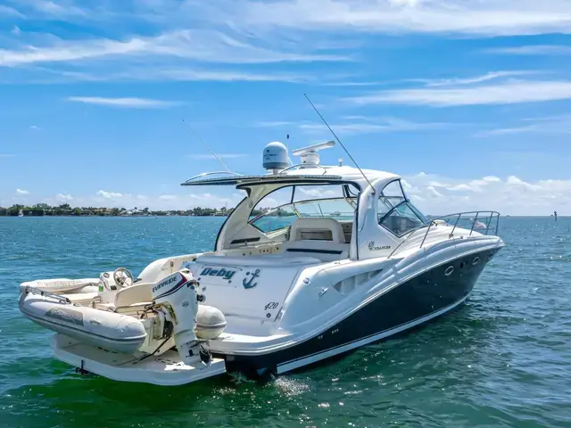 Sea Ray Sundancer 420