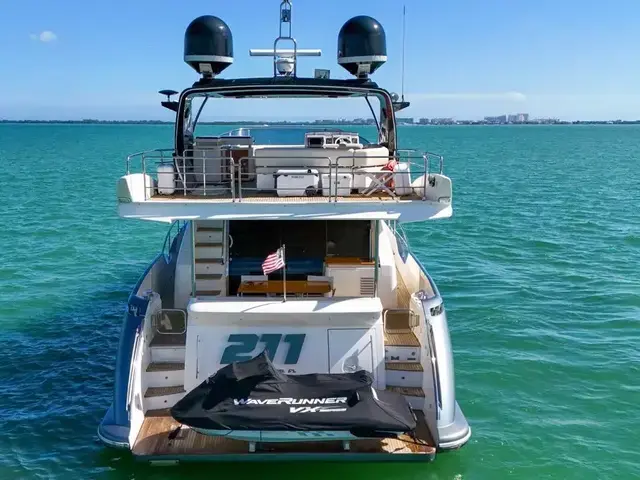 Azimut Flybridge