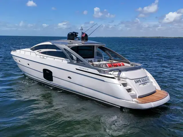 Pershing 70