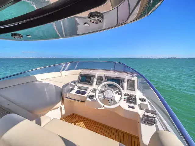 Azimut Flybridge