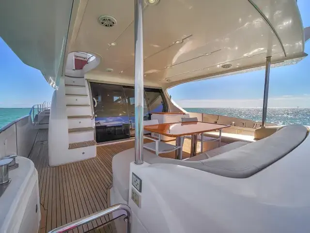 Azimut Flybridge