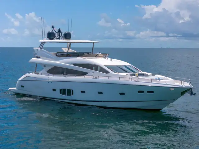 Sunseeker 80 Flybrige