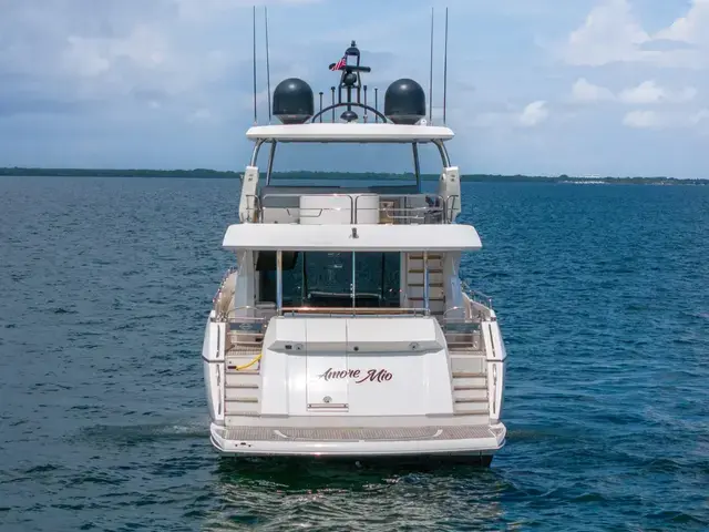 Sunseeker 80 Flybrige