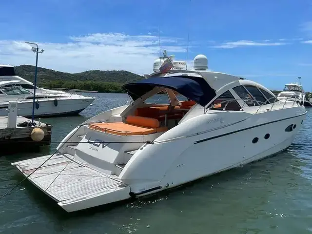 Azimut Atlantis 54