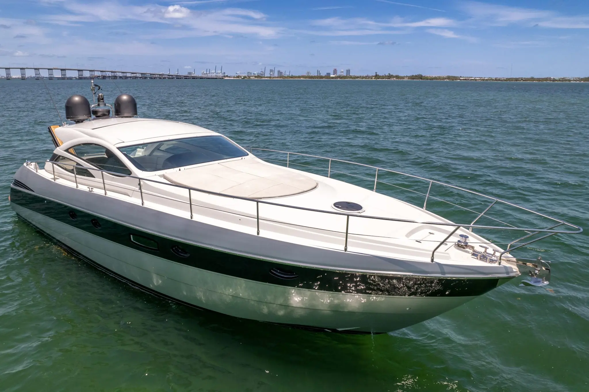 2005 Pershing 50