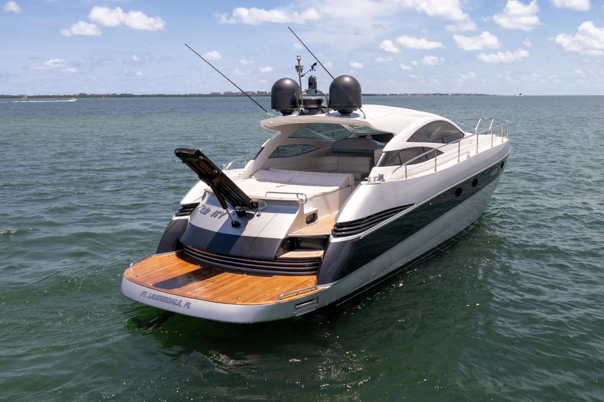 2005 Pershing 50