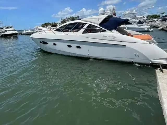 Azimut Atlantis 54