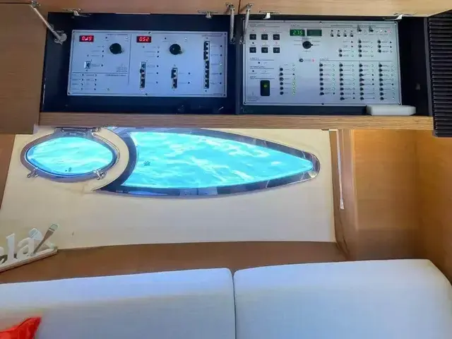 Azimut Atlantis 54