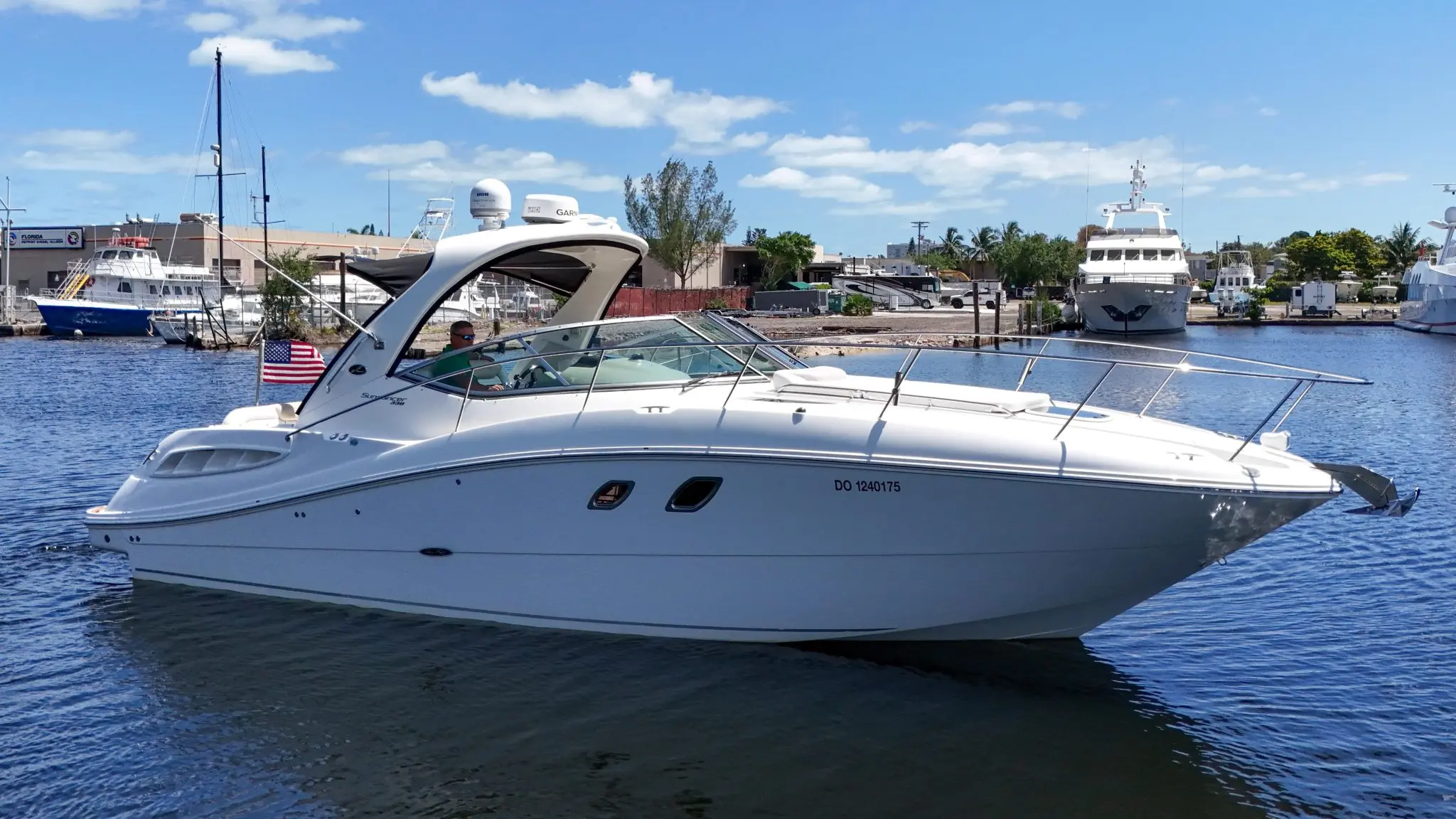 2009 Sea Ray 330 sundancer