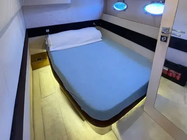 Azimut Atlantis 54