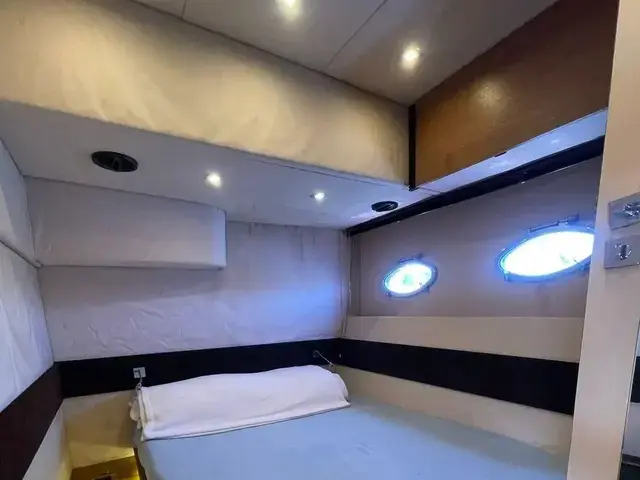 Azimut Atlantis 54