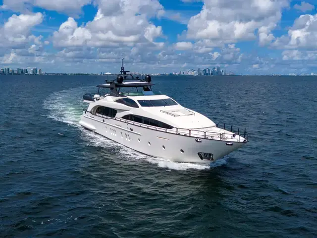 Azimut 116