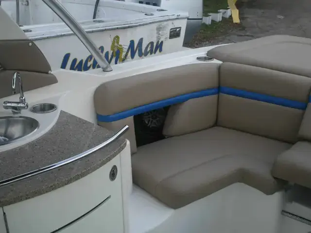 Sea Ray 270 SLX