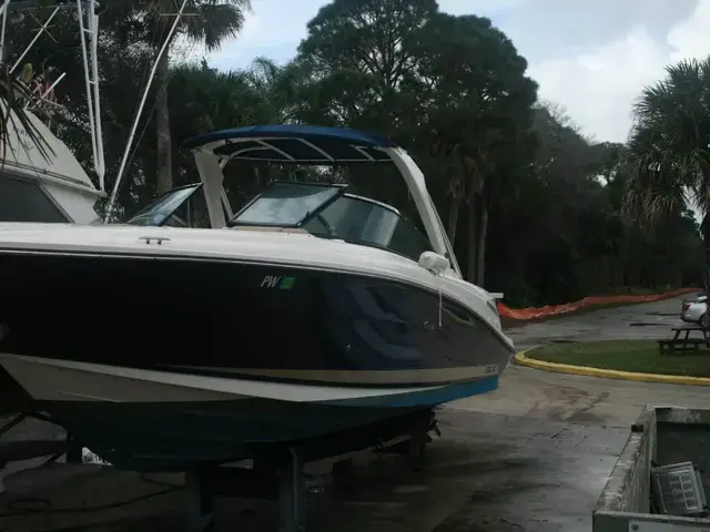 Sea Ray 270 SLX