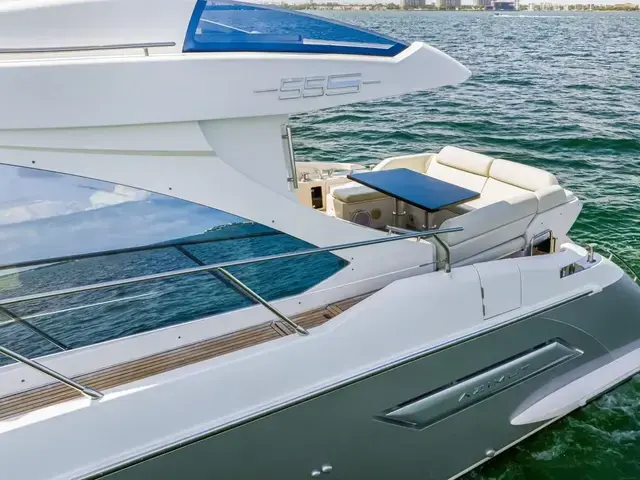 Azimut 55s