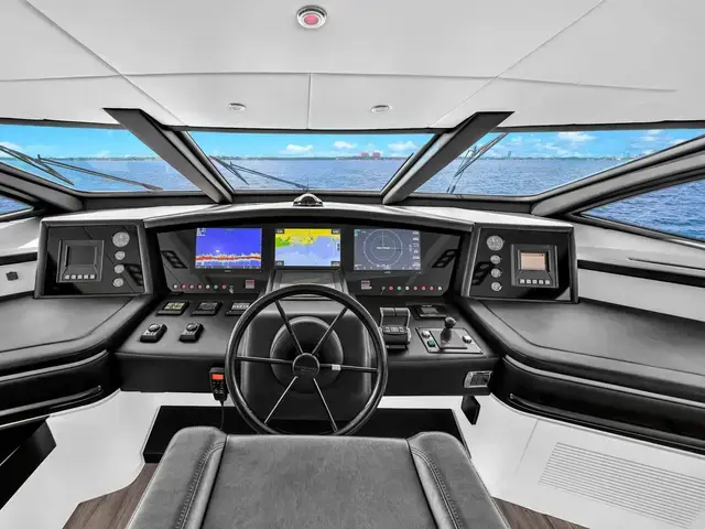 Azimut 116