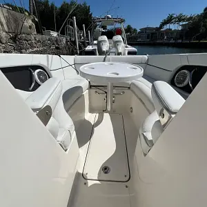 2014 Sea Ray 240 Sundeck