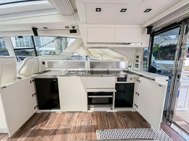 Azimut 55s