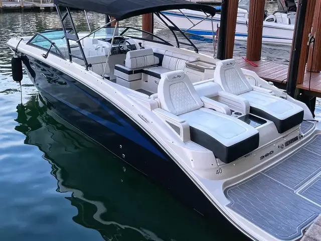 Sea Ray 290 Sundeck