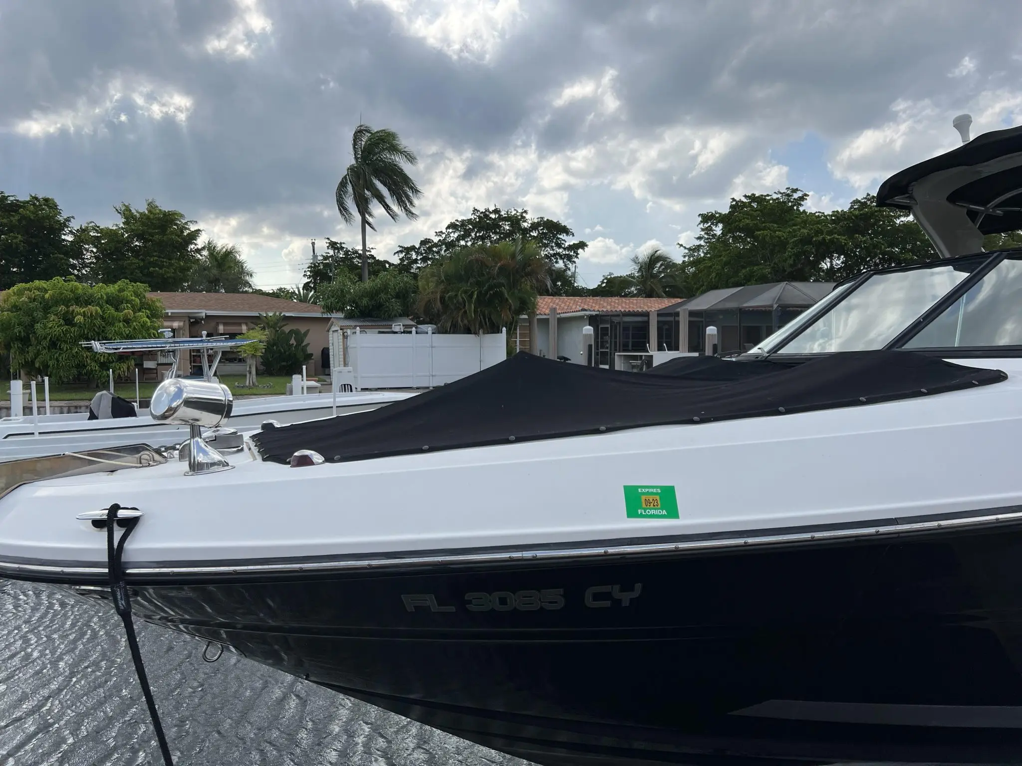 2011 Sea Ray 300 slx