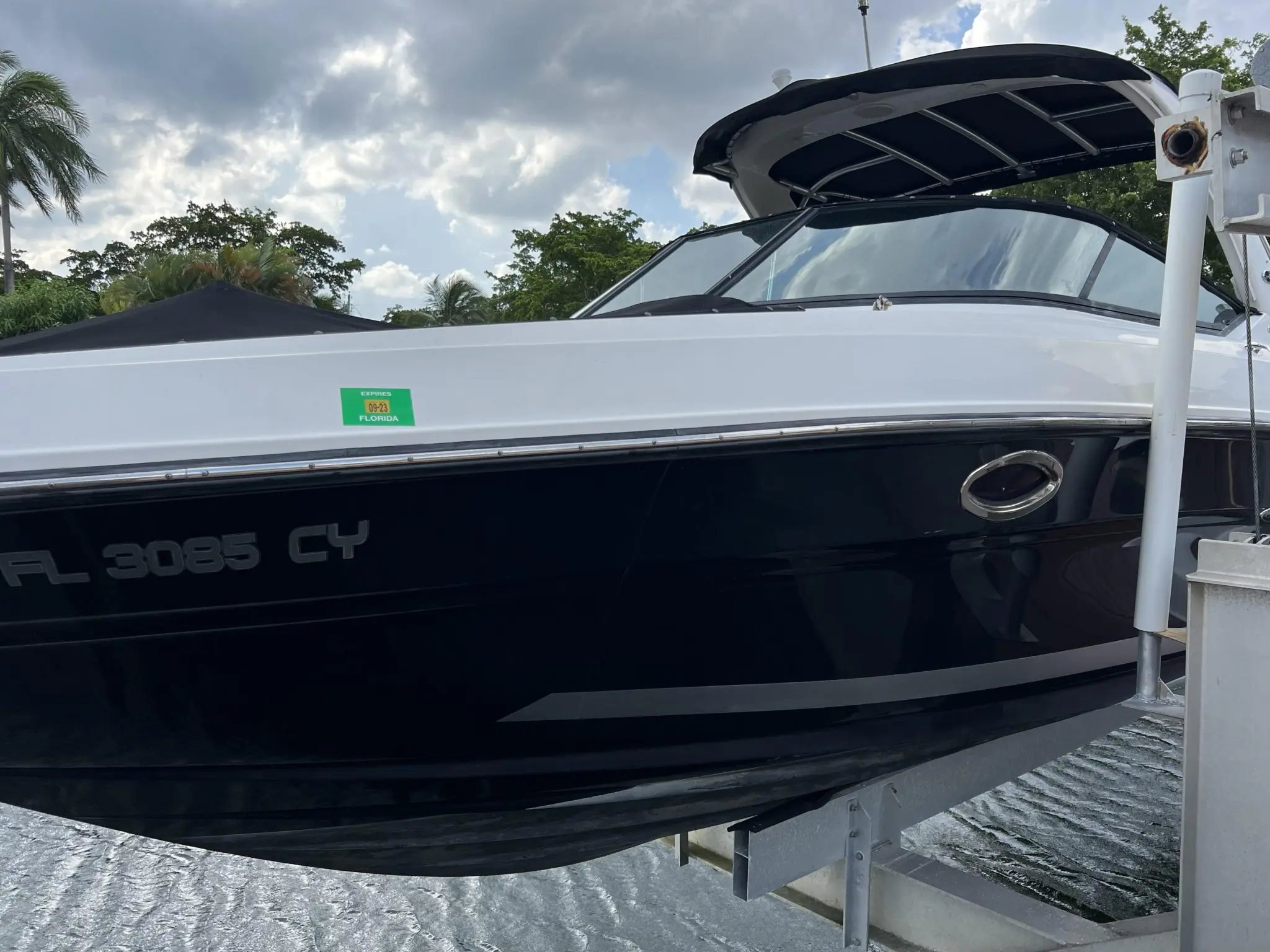 2011 Sea Ray 300 slx