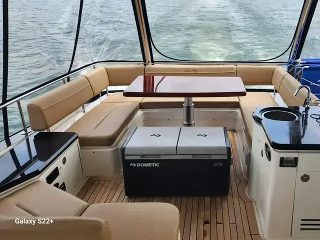 Sea Ray L650 Fly