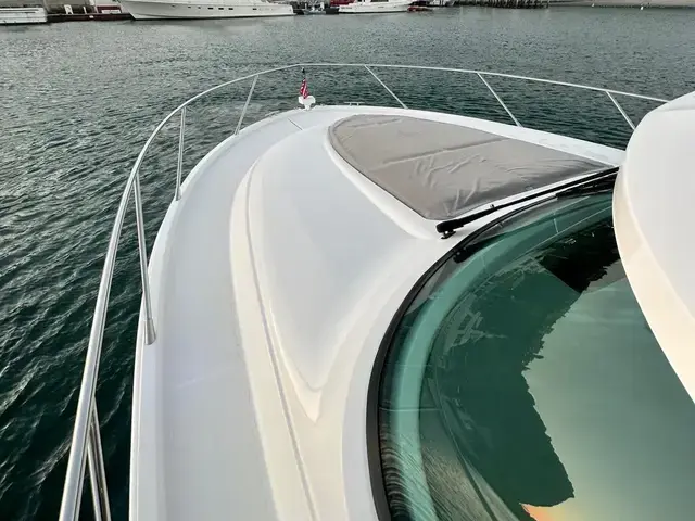 Tiara F44 Flybridge