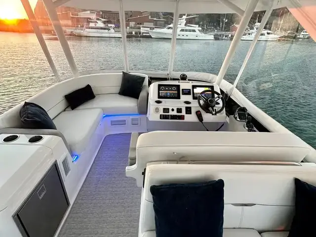 Tiara F44 Flybridge