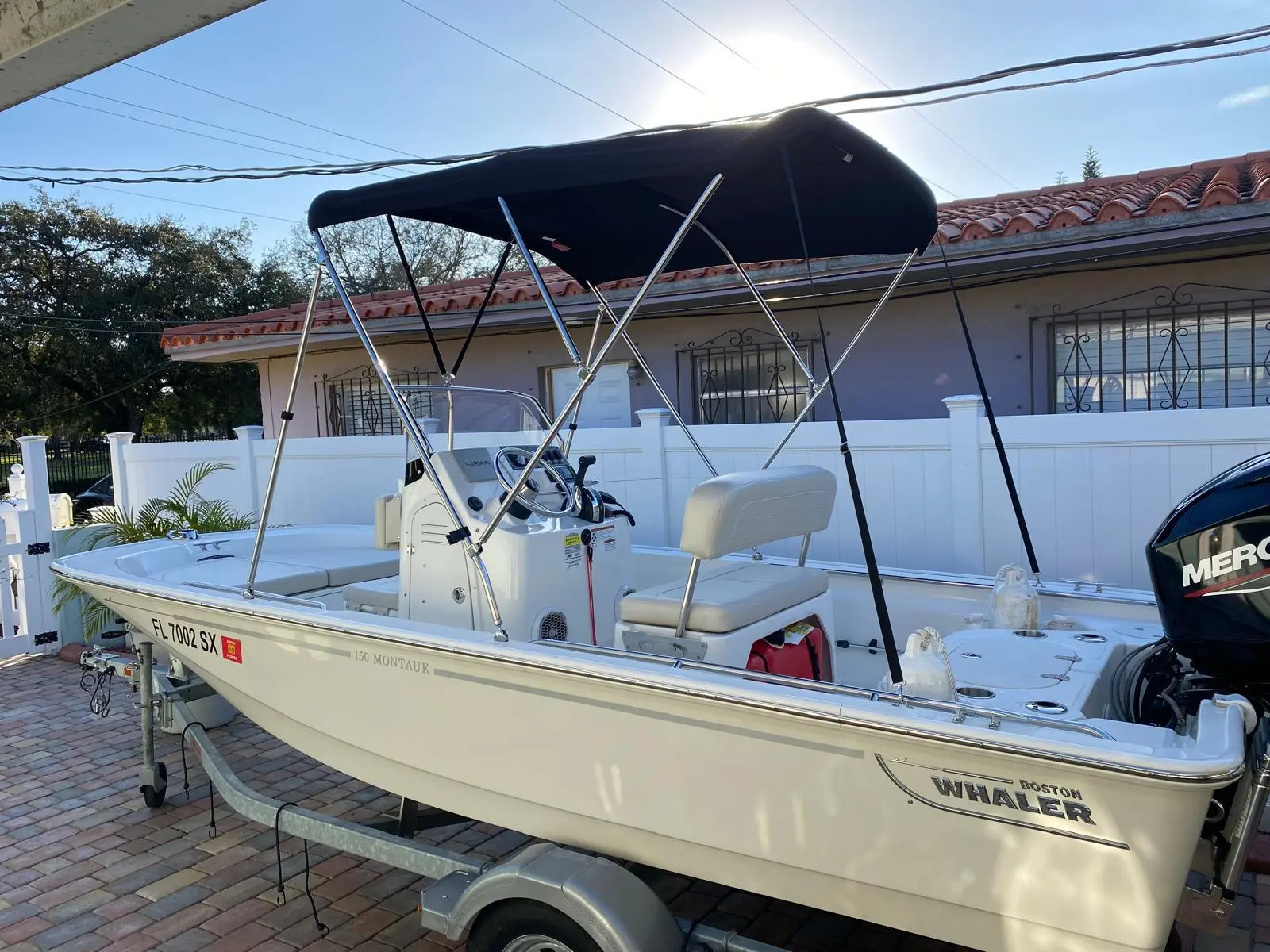 2021 Boston Whaler 150 montauk