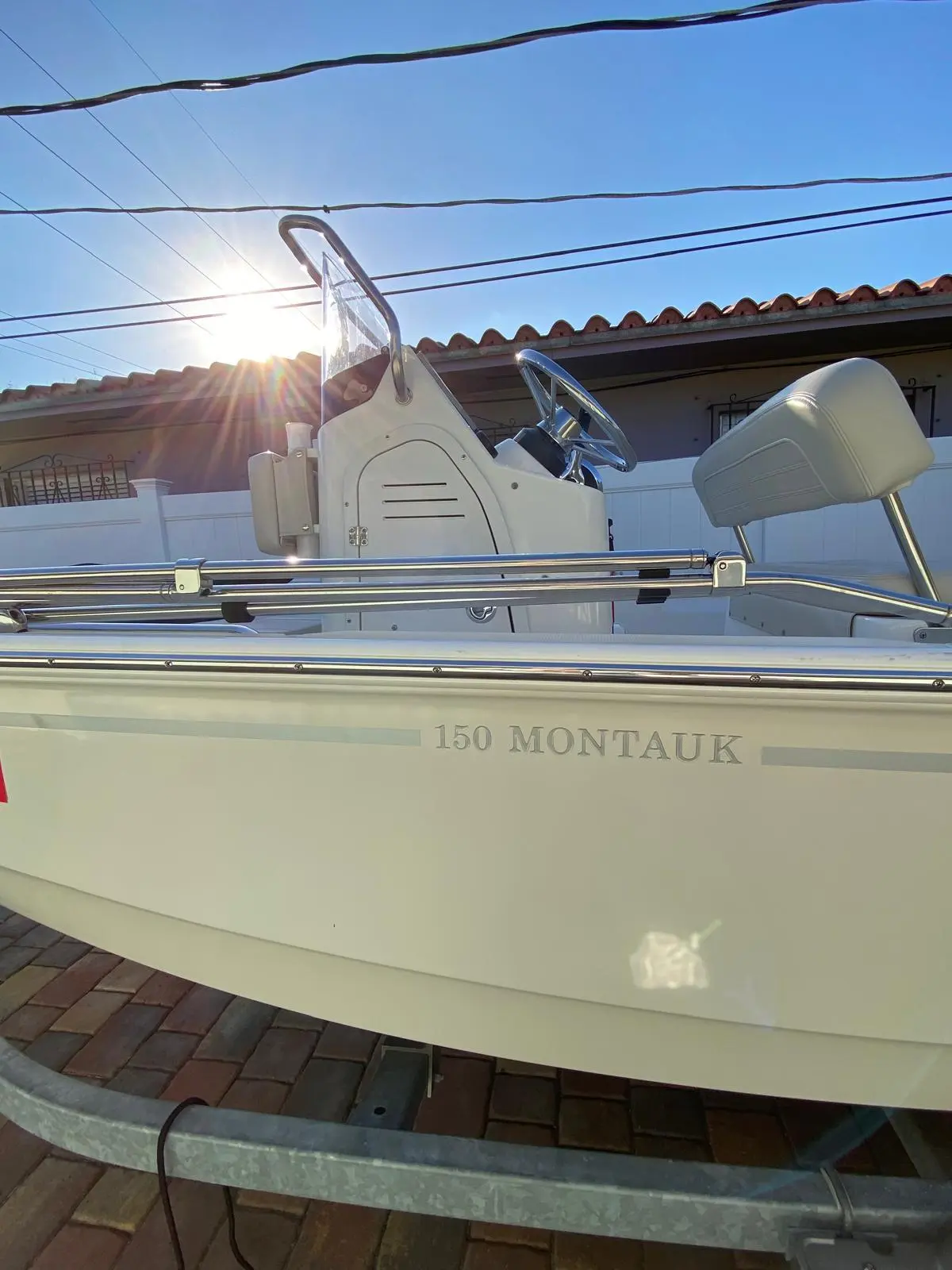 2021 Boston Whaler 150 montauk